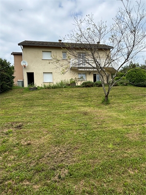 maison-villa à la vente -   39170  RAVILLOLES, surface 120 m2 vente maison-villa - APR726167